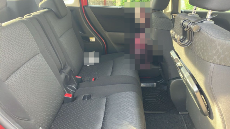 内装後方シート