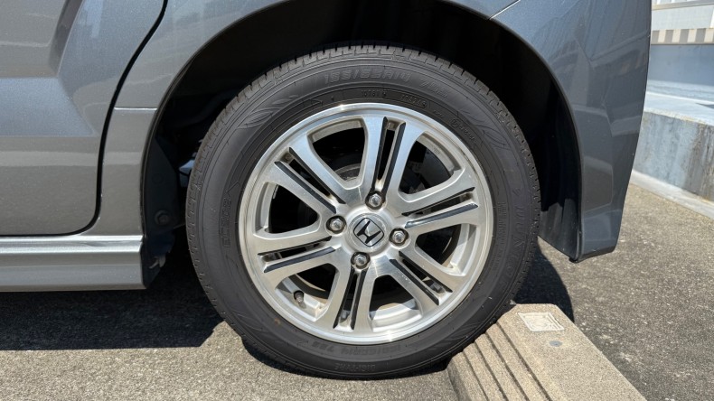 タイヤホイール後