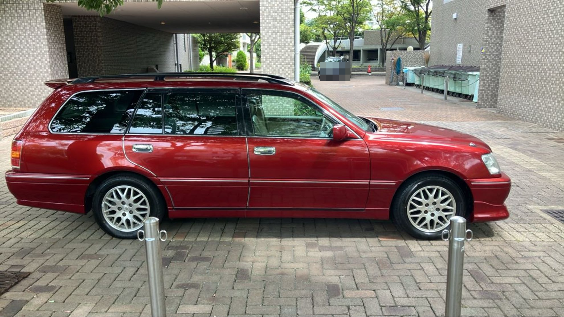 外装右