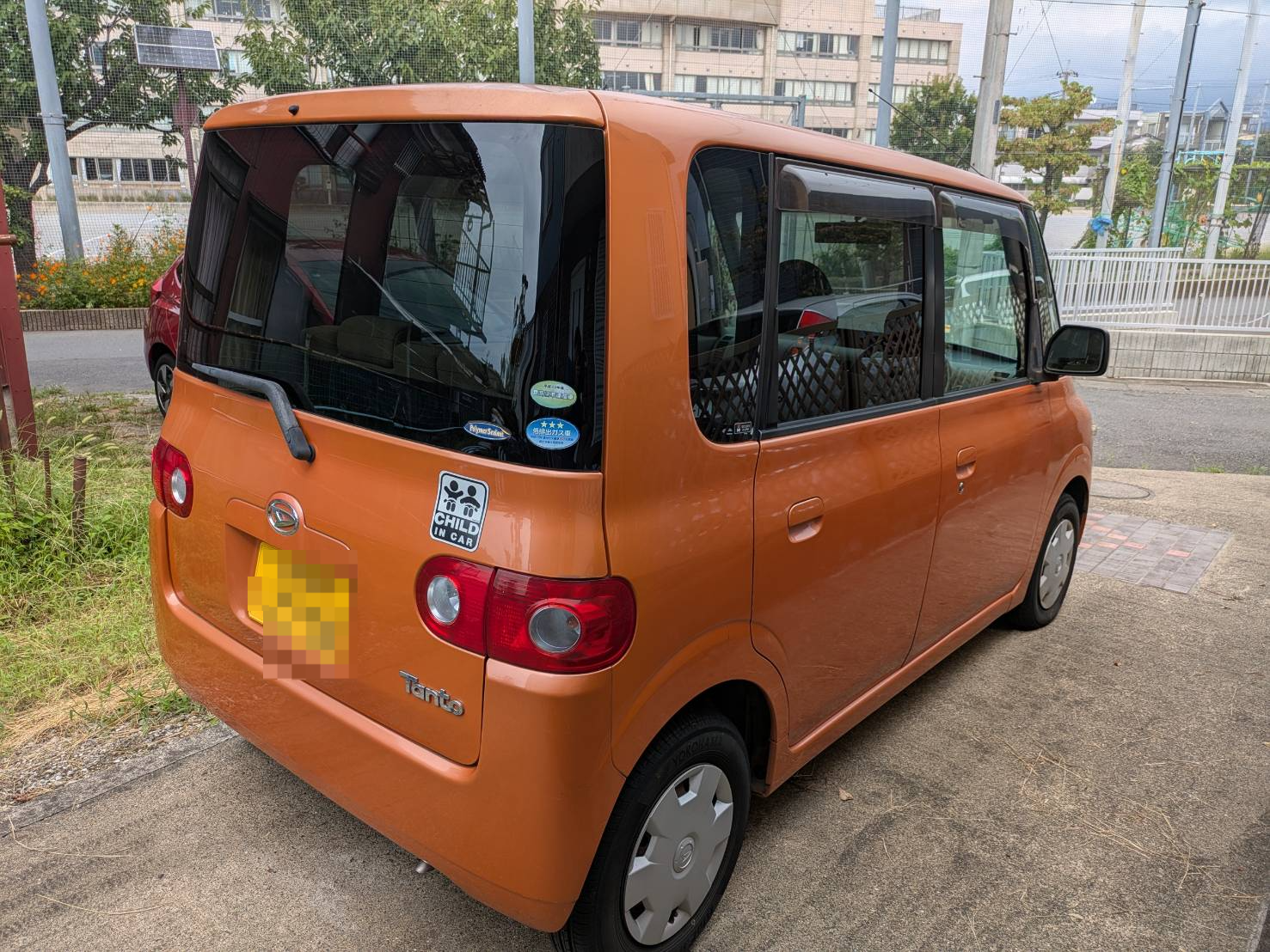 外装右後