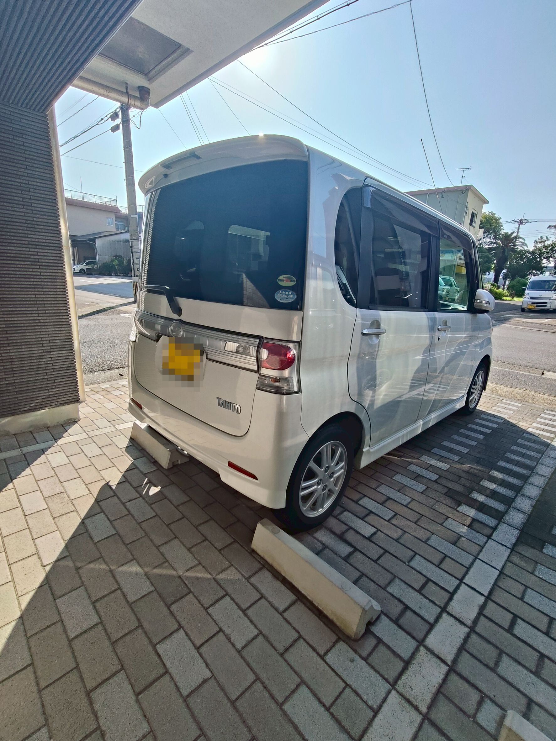 外装左後方