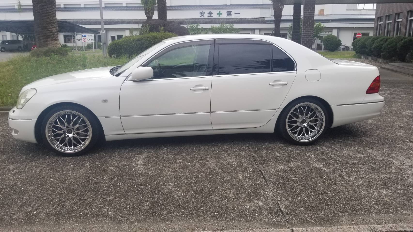 外装左
