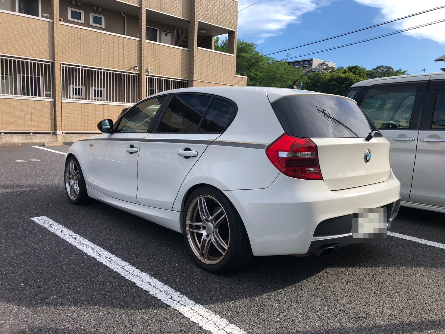 外装左後方