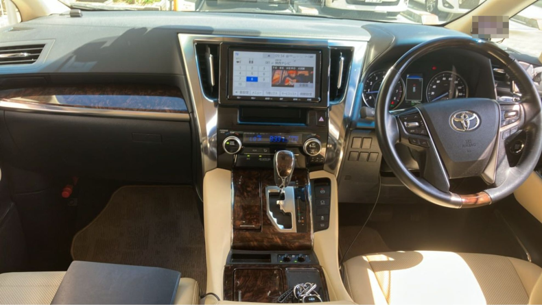 内装インパネ全体