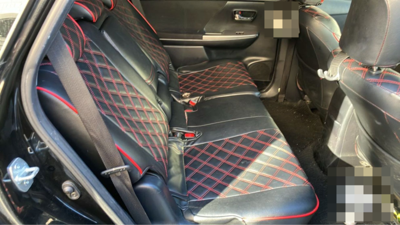 内装後方シート