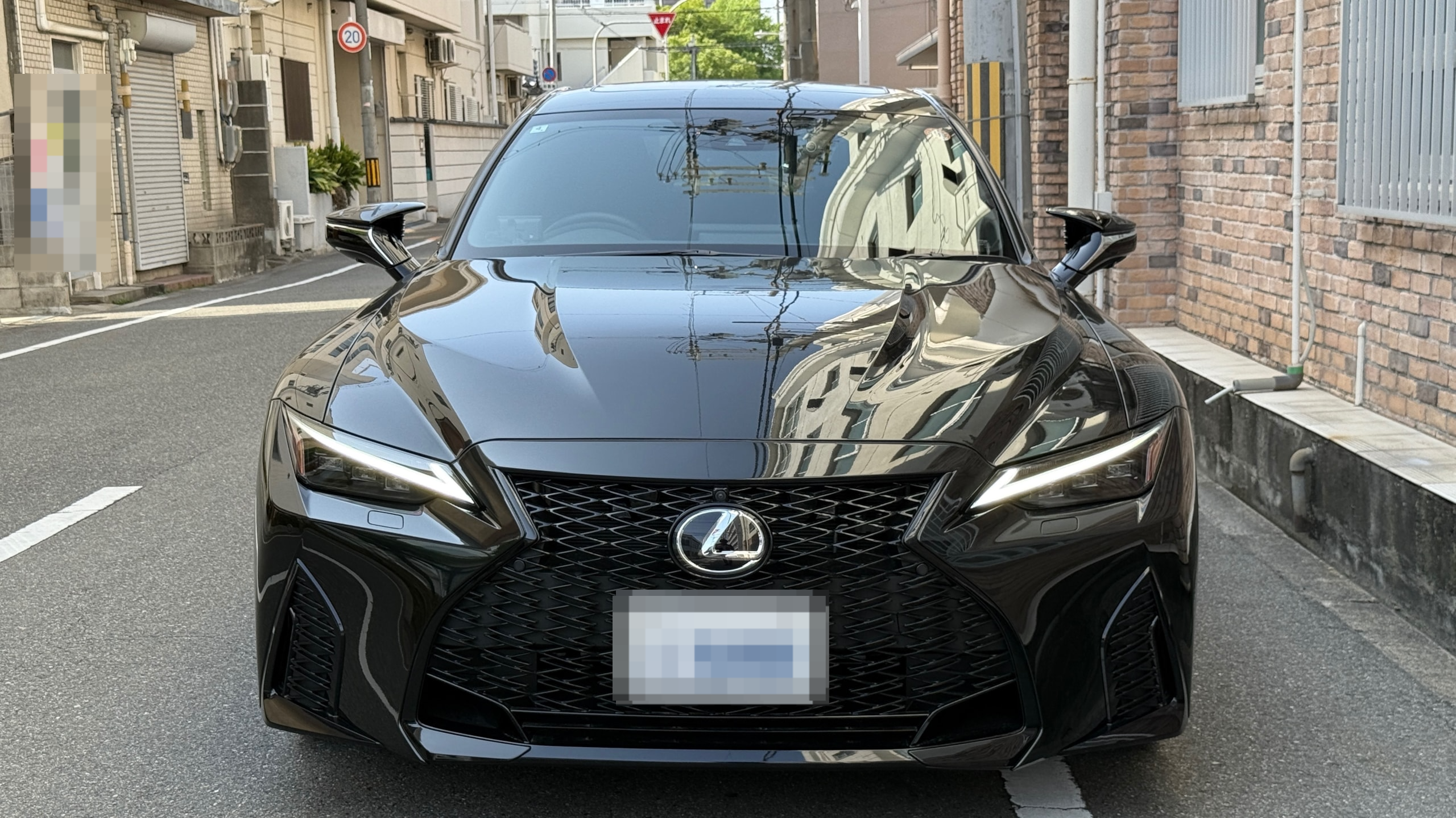 外装前方