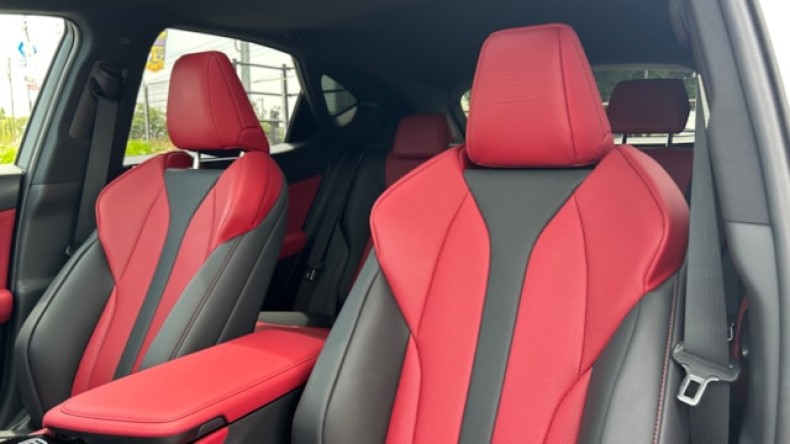 内装前方シート