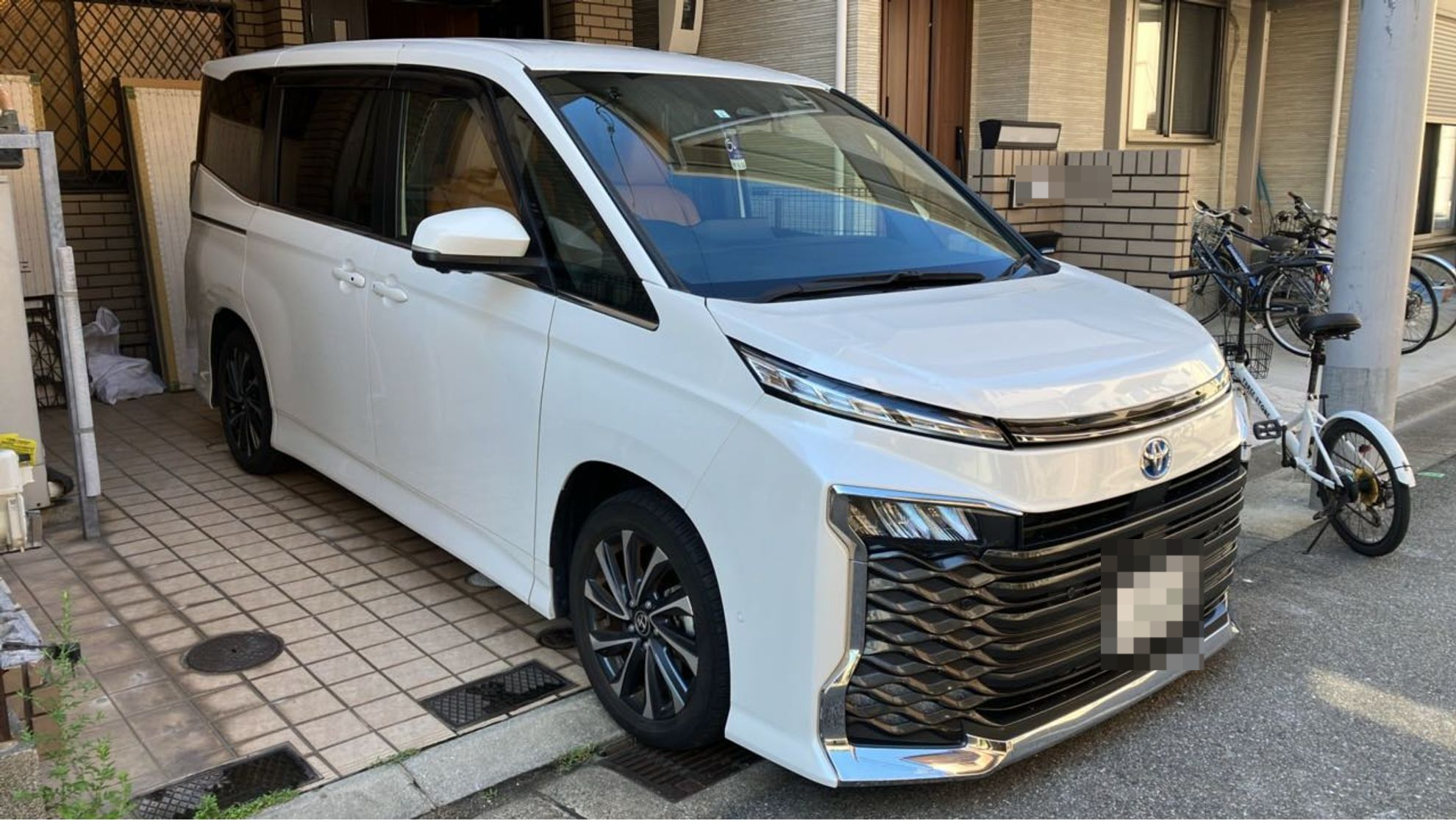 外装右前