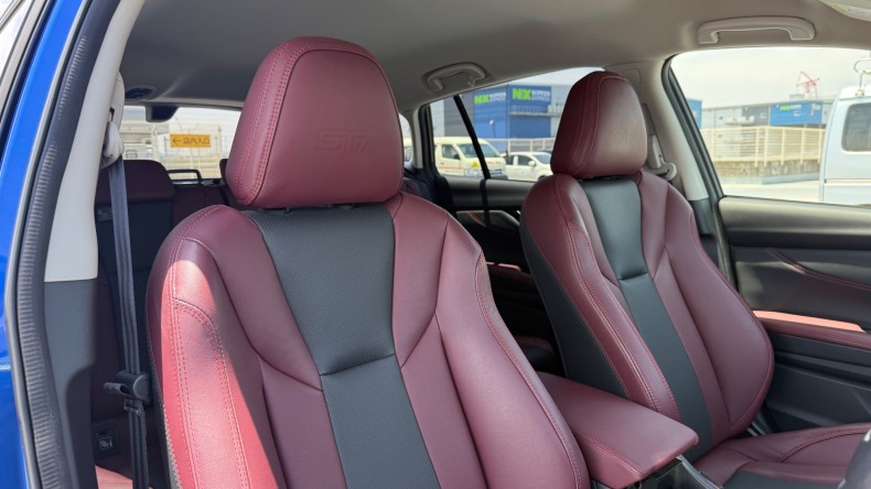 内装前方シート