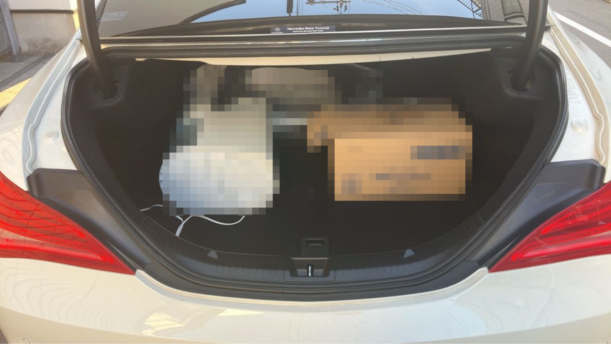 内装トランク