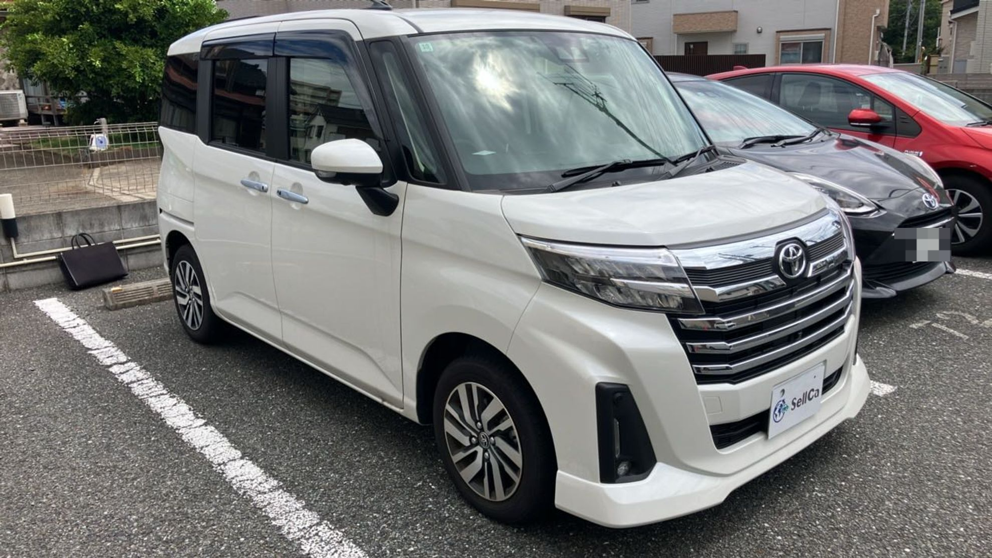 外装右前