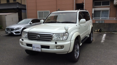 car_main_img