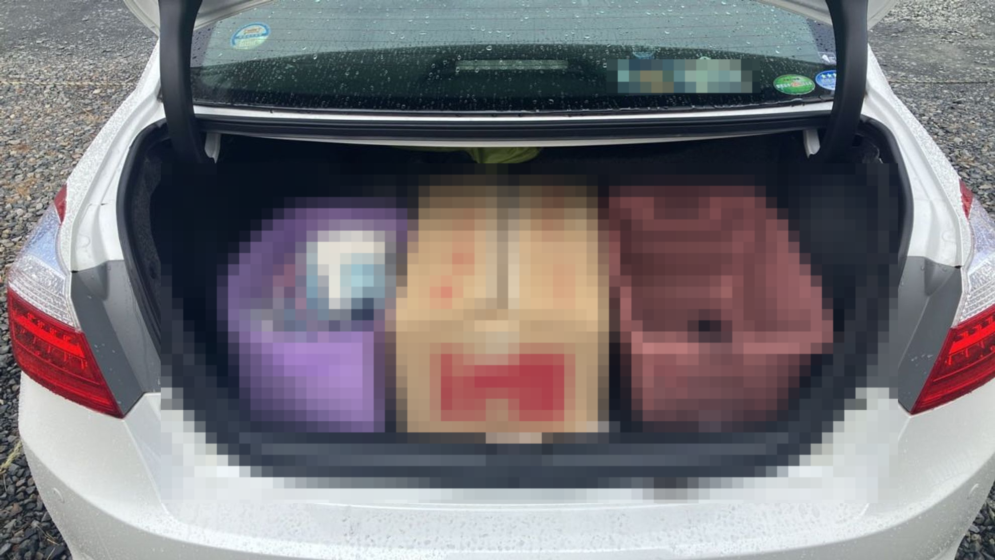内装トランク