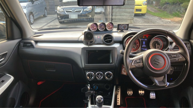 内装インパネ全体