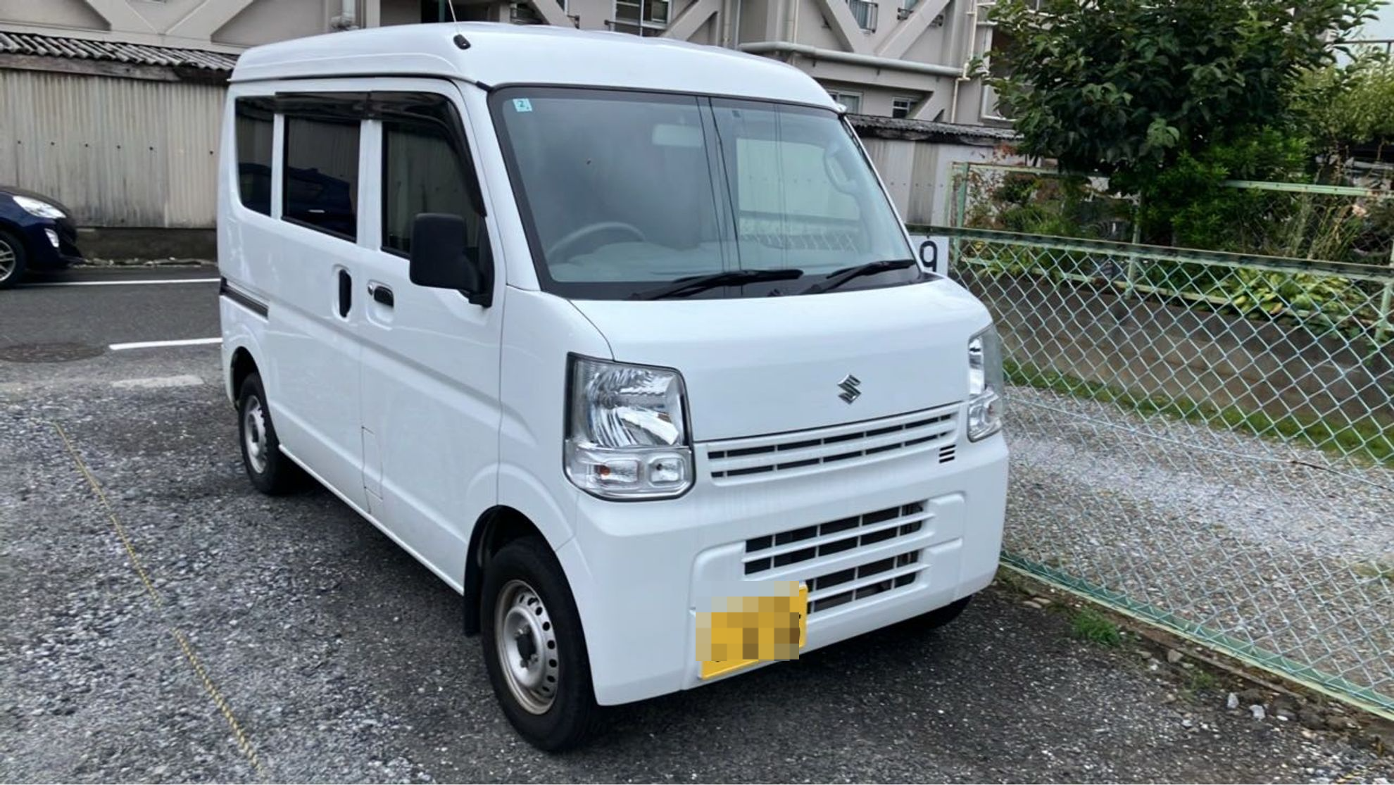 外装右前