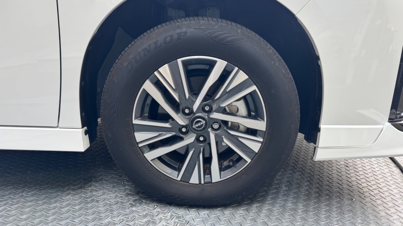 タイヤホイール後