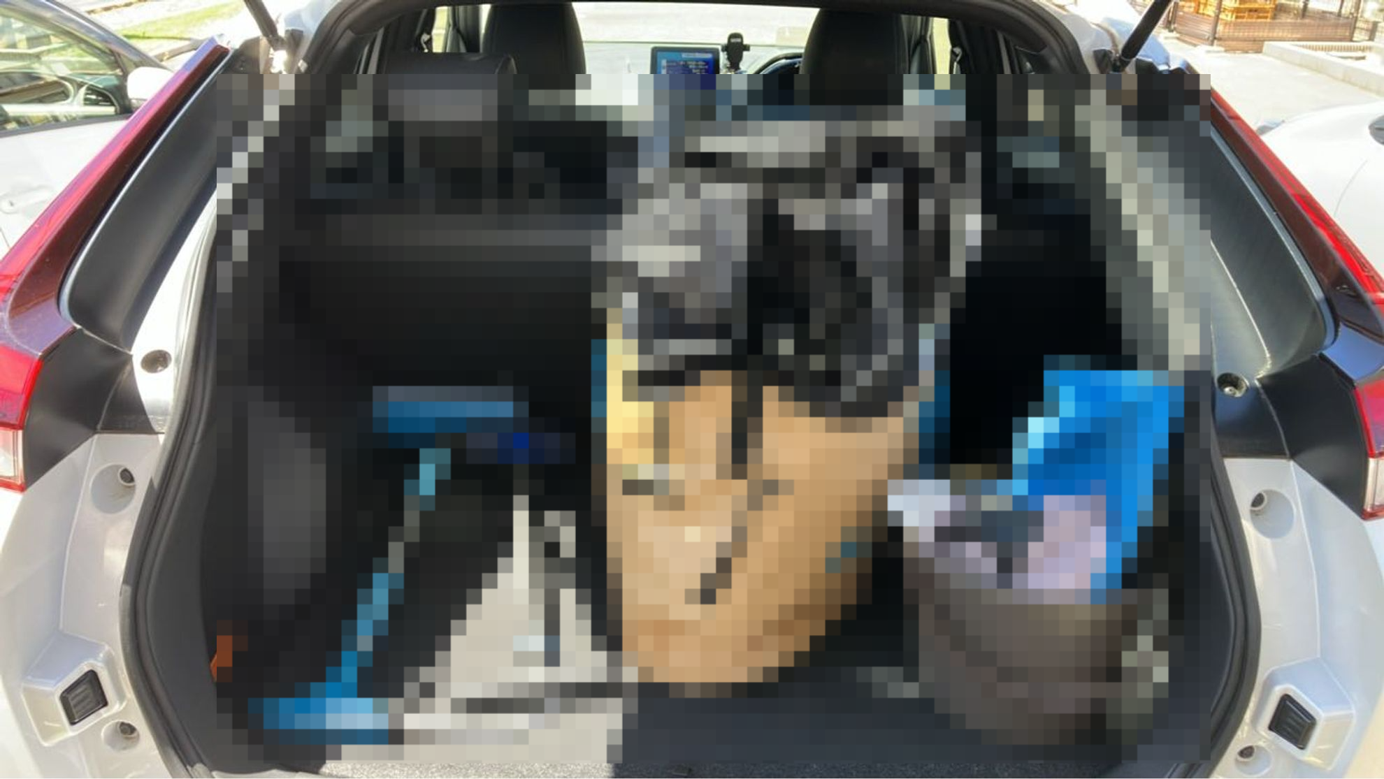内装トランク