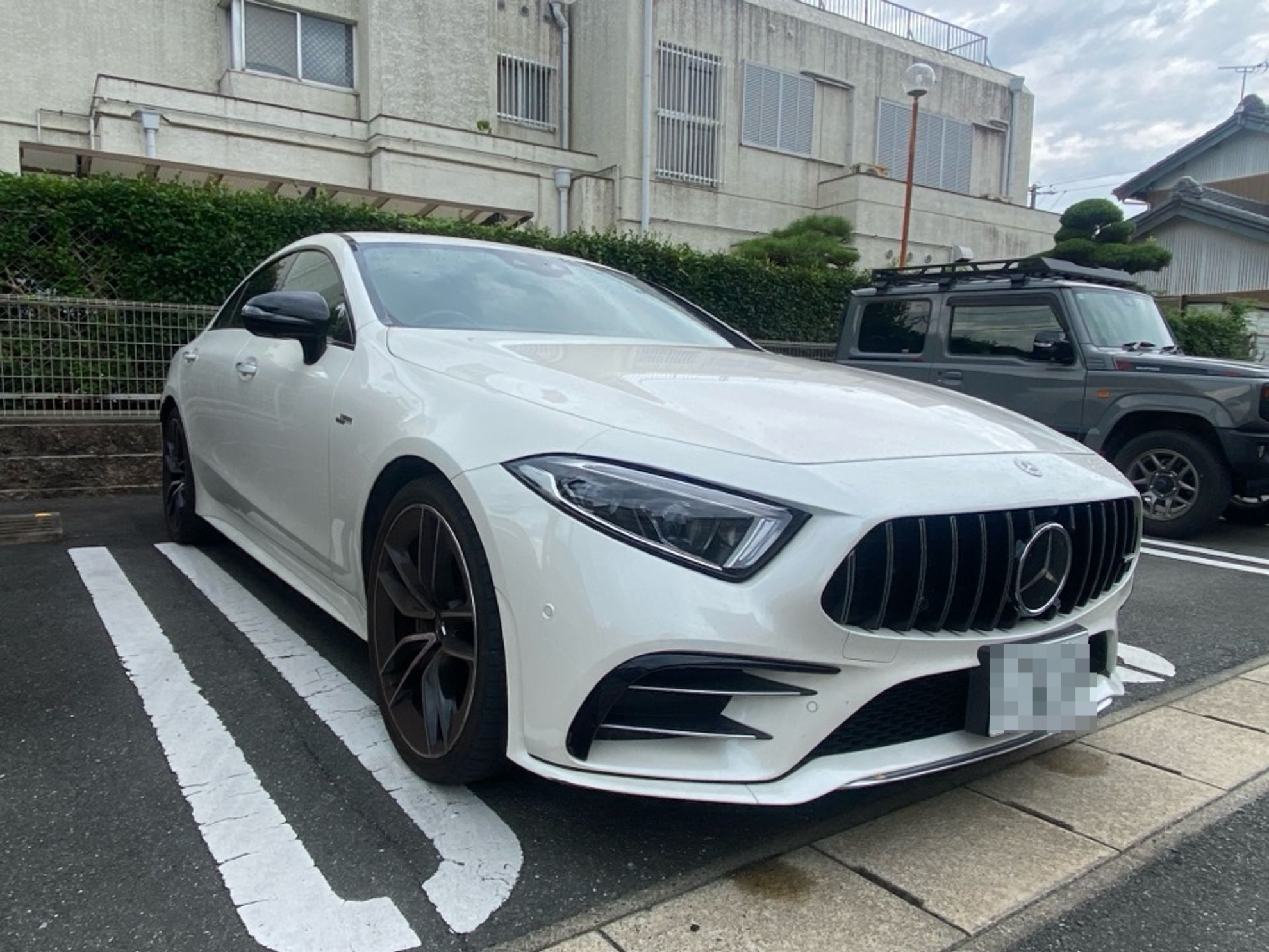外装右前