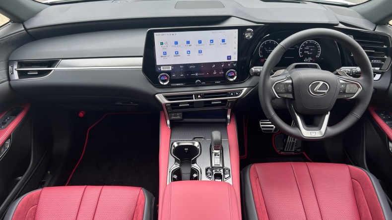 内装インパネ全体