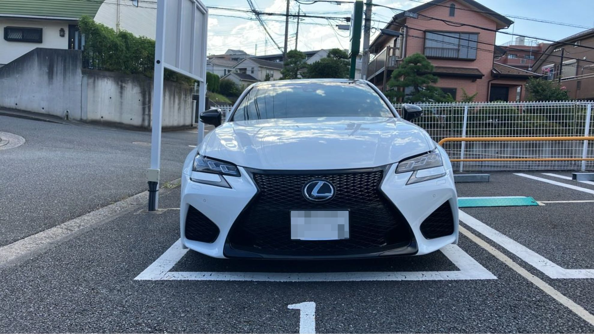 外装前方