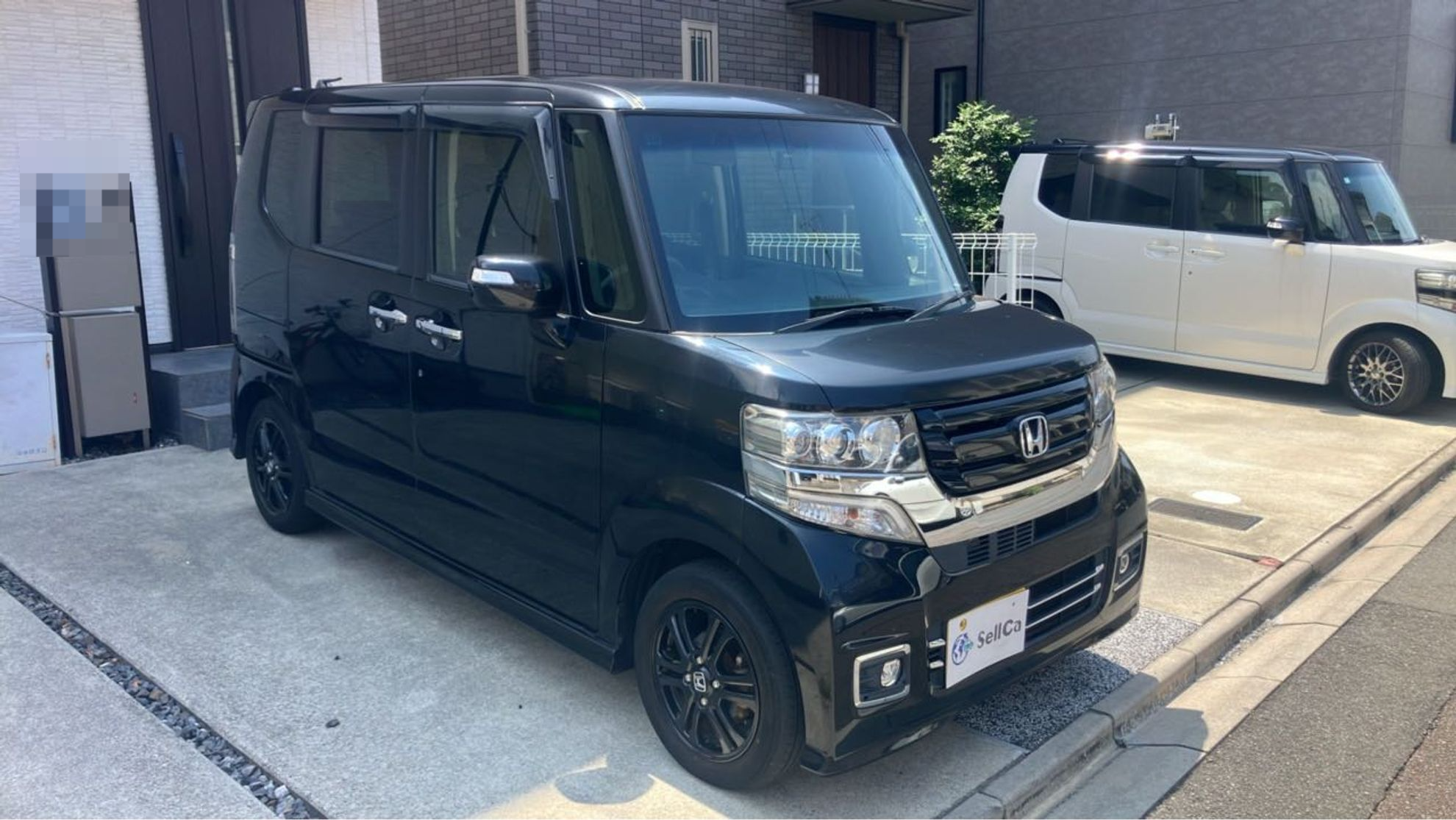 外装右前