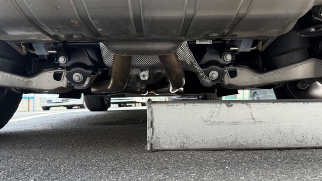 裏面足回り