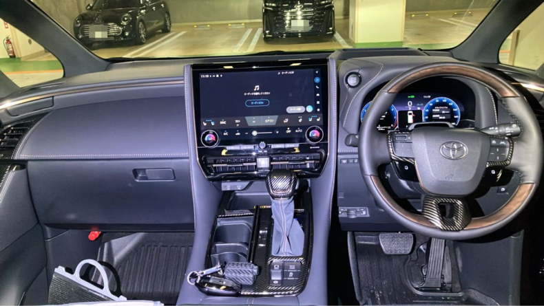 内装インパネ全体