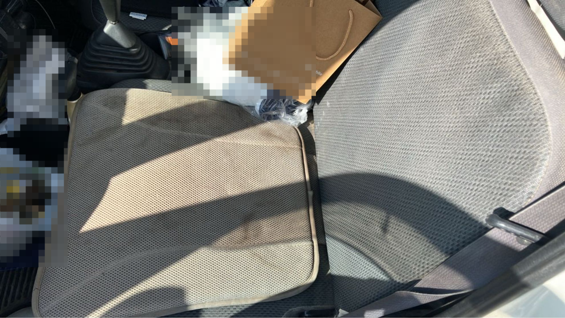 内装後方シート