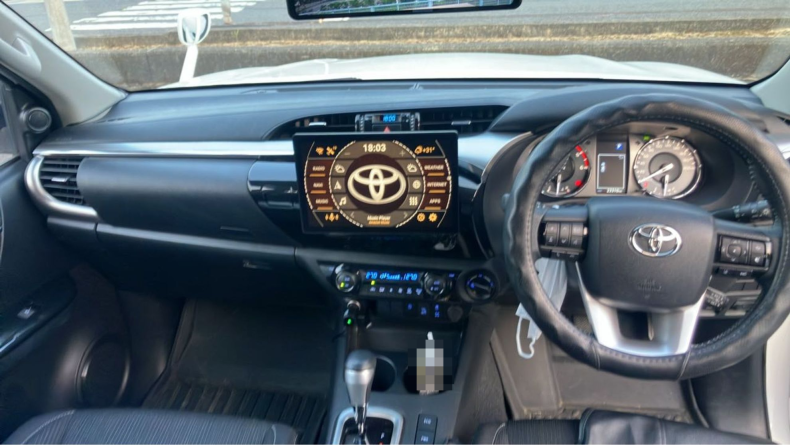 内装インパネ全体