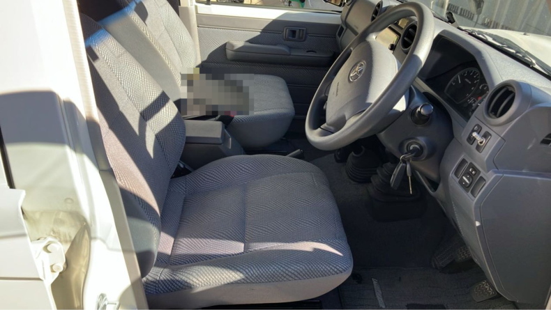 内装前方シート