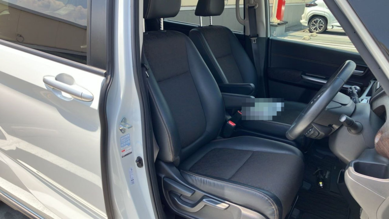 内装前方シート