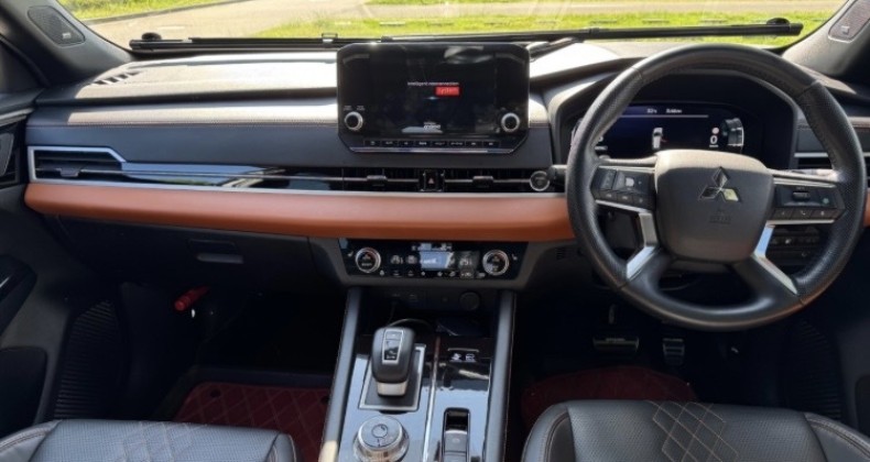 内装インパネ全体