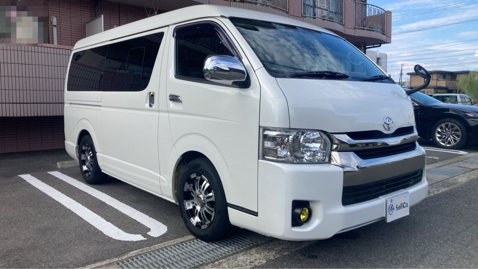 外装右前