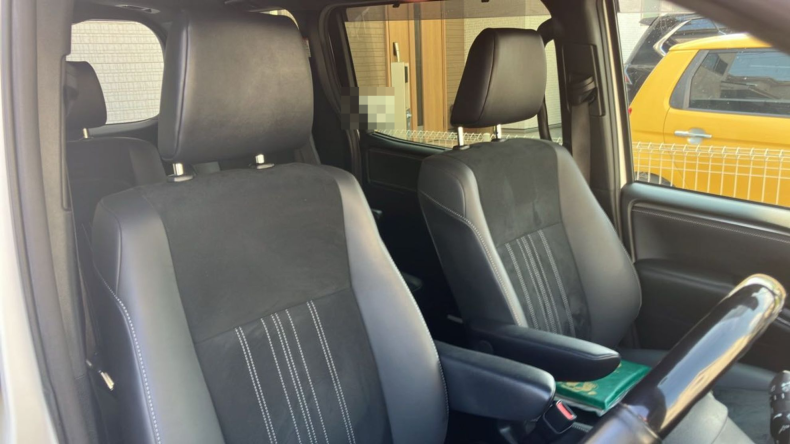 内装前方シート