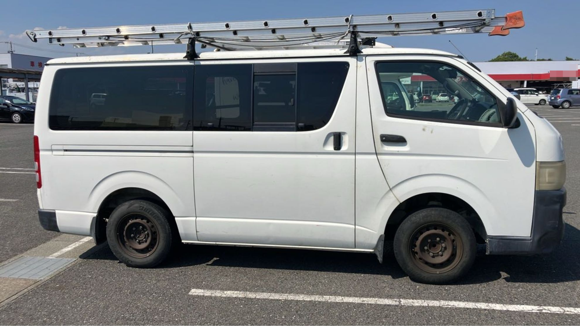 外装右