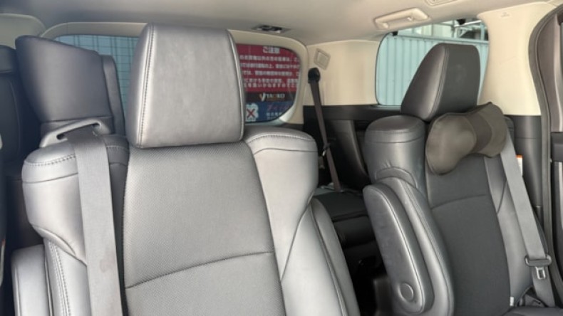 内装前方シート