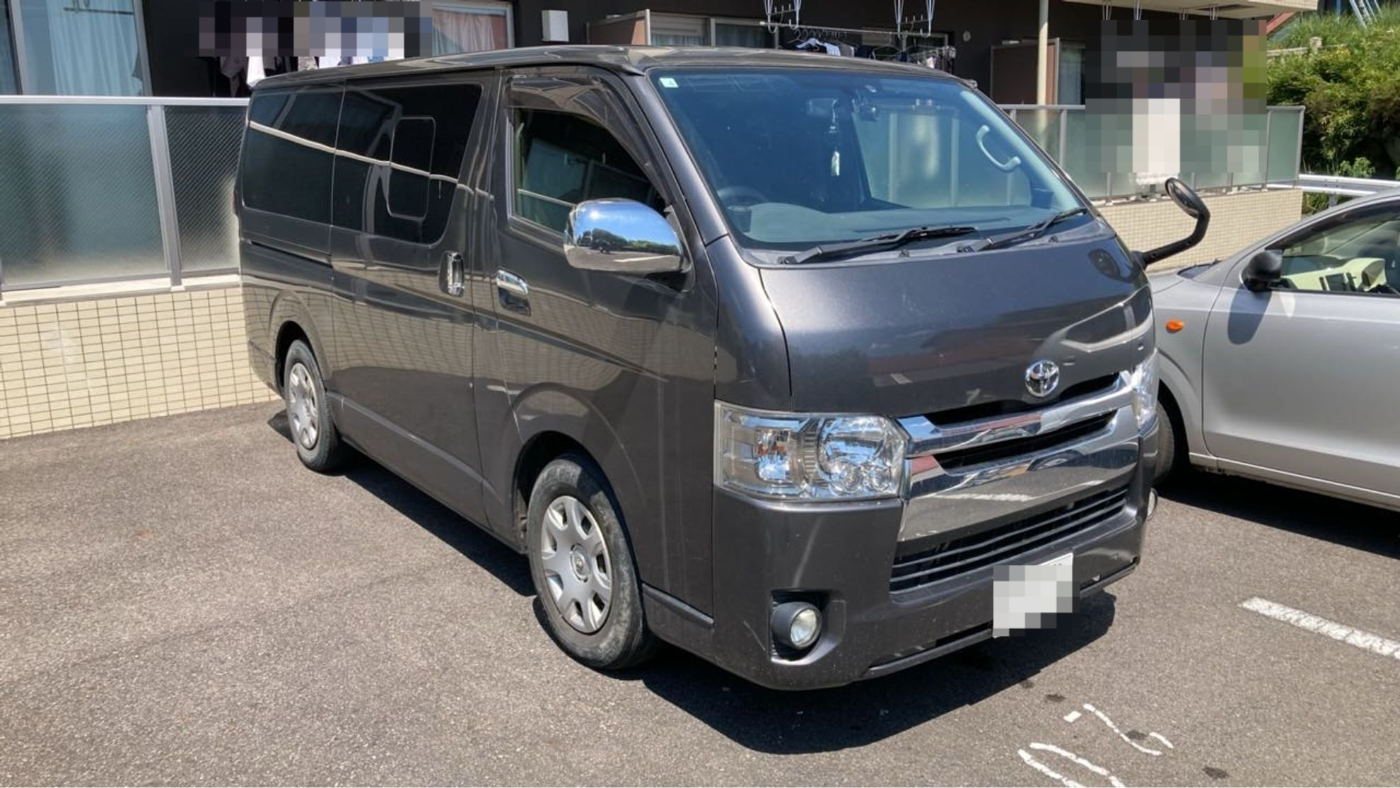 外装右前