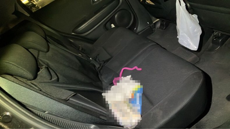 内装後方シート