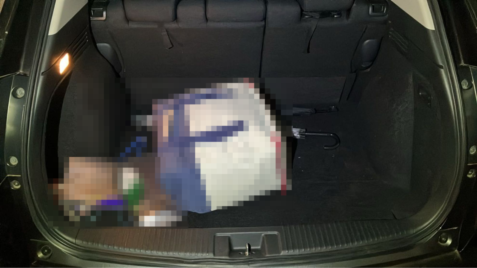 内装トランク