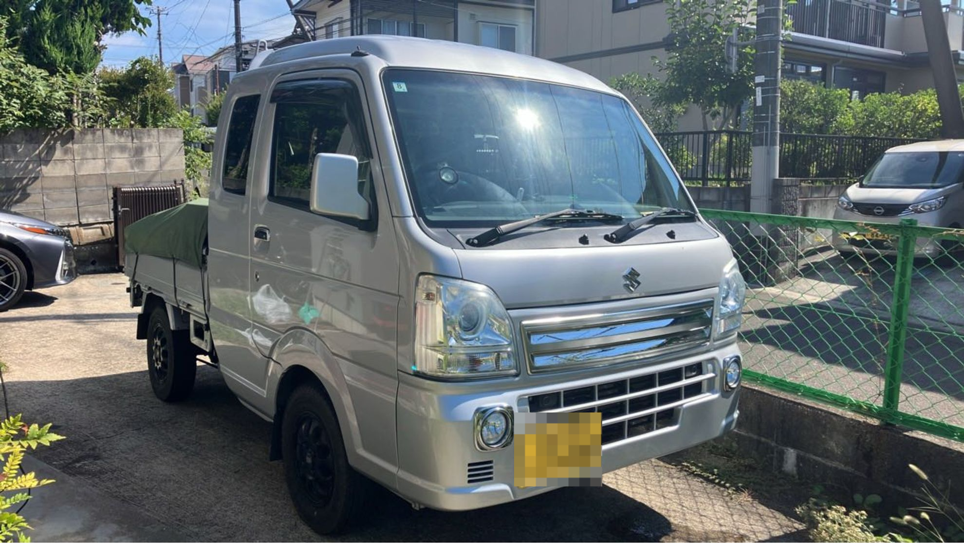 外装右前