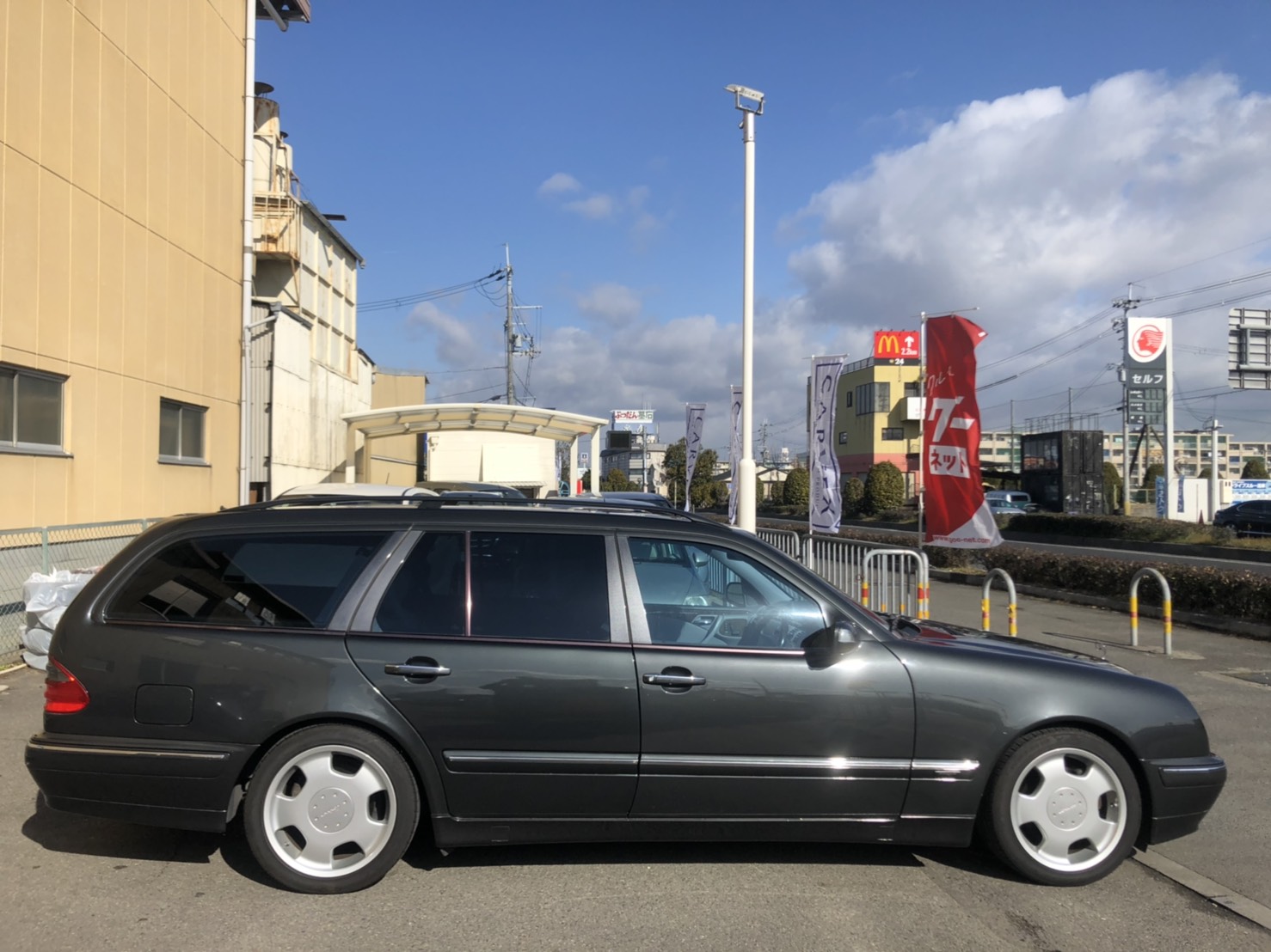 外装右