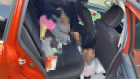 内装後方シート