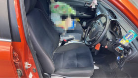 内装前方シート