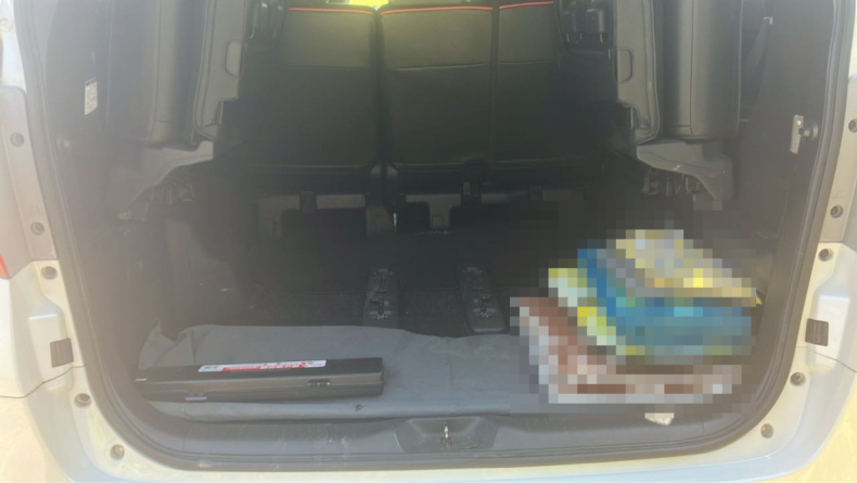 内装トランク