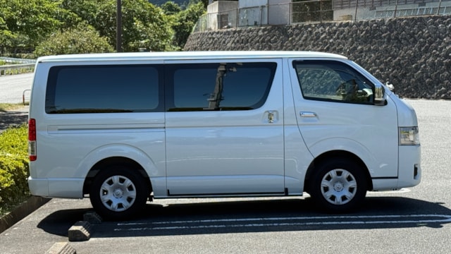 外装右