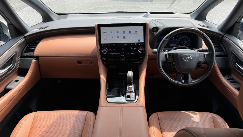 内装インパネ全体