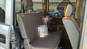 内装後方シート