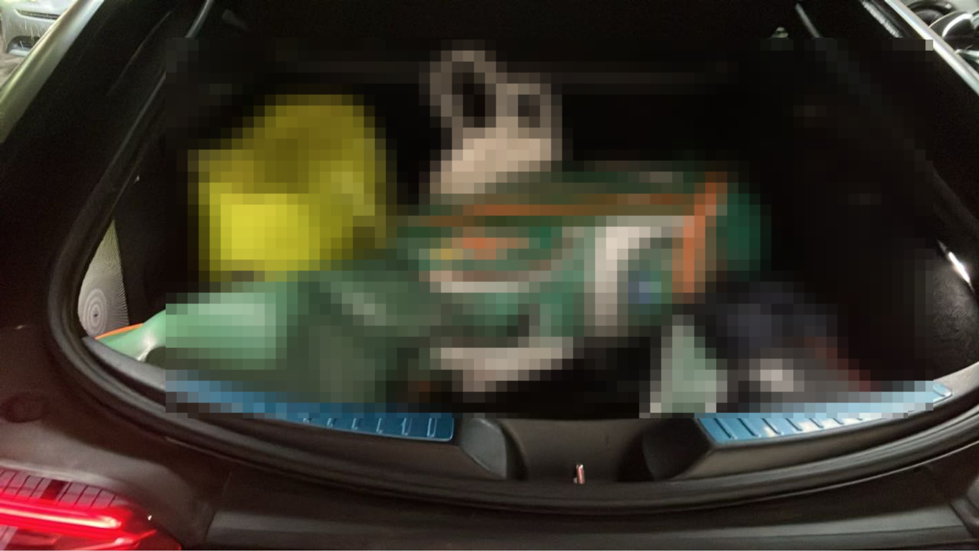 内装トランク