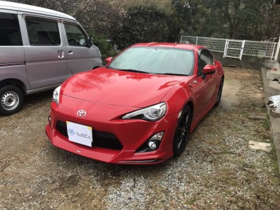 car_main_img