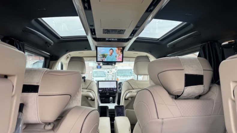 内装インパネ全体